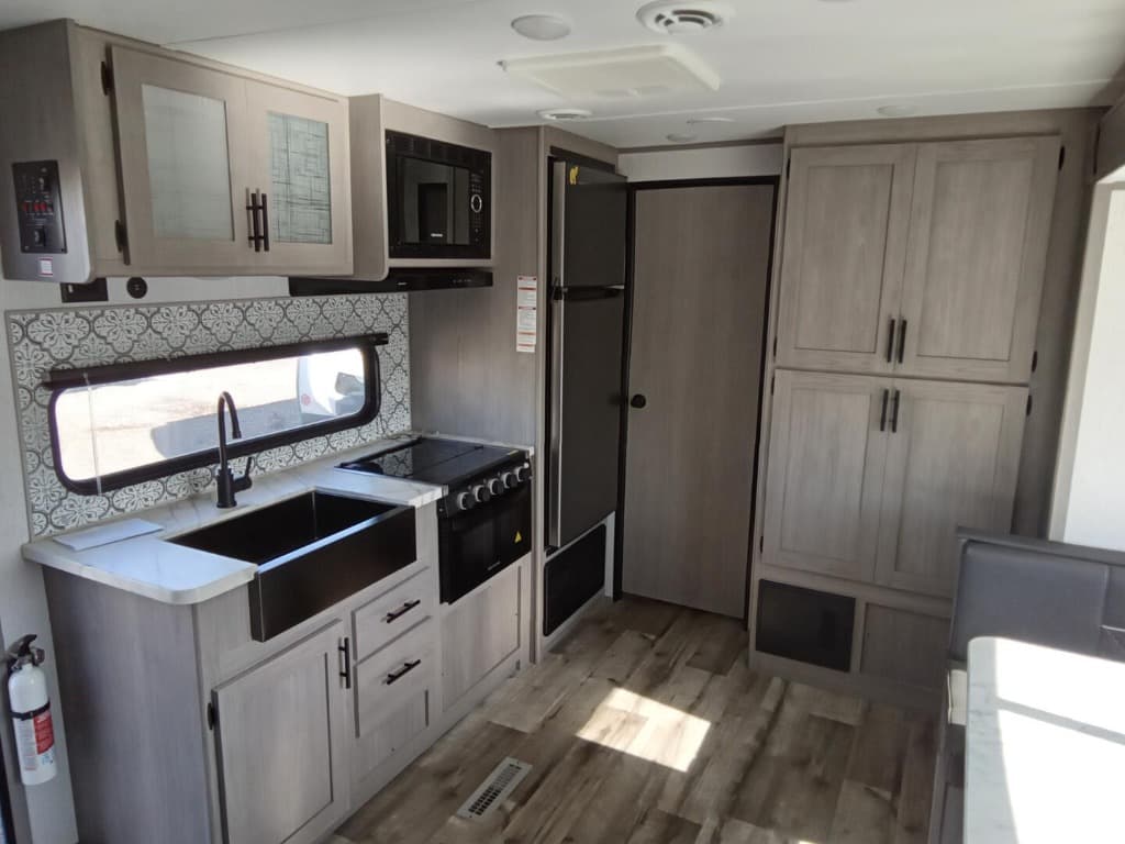 2022 Dutchmen 2022 Dutchmen Coleman Lantern - thumbnail 8