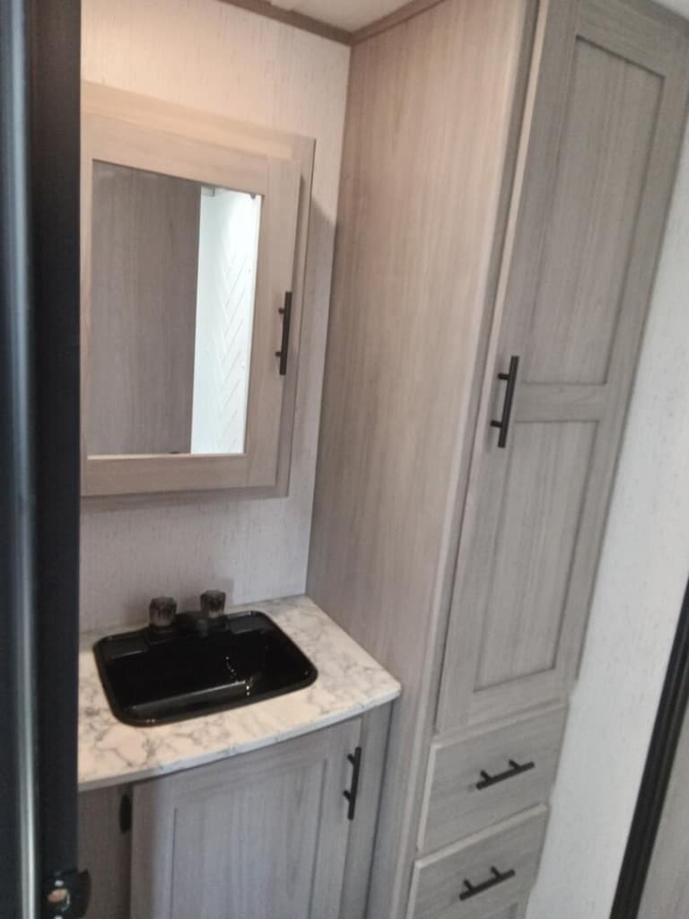 2022 Dutchmen 2022 Dutchmen Coleman Lantern - thumbnail 13