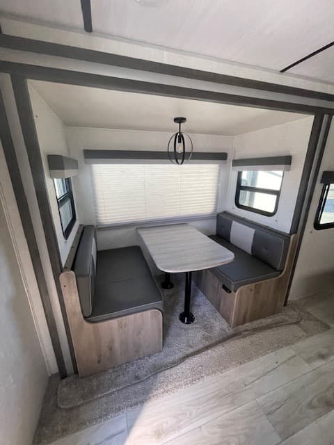 2022 Forest River 2022 Forest River Surveyor Legend - thumbnail 5