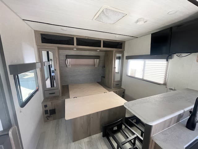 2022 Forest River 2022 Forest River Surveyor Legend - thumbnail 6