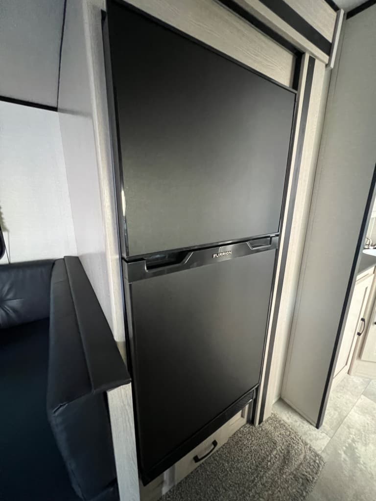 2022 Coachmen 2022 Coachmen Apex Ultra-Lite - thumbnail 16