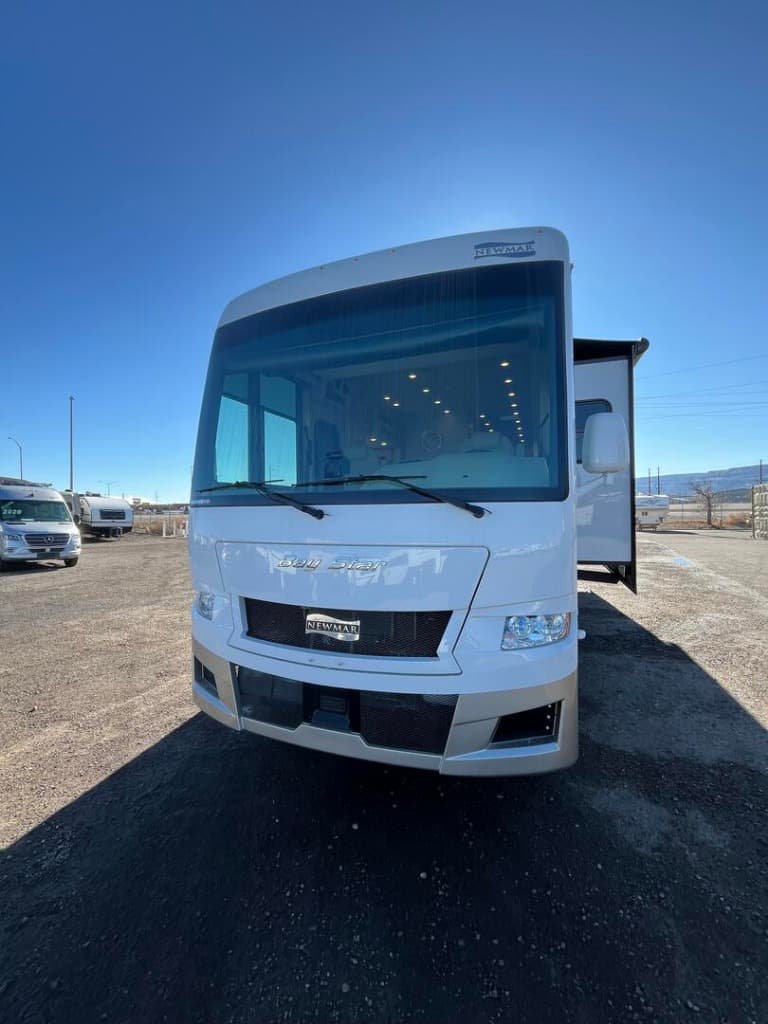 2024 Newmar Bay Star 3629