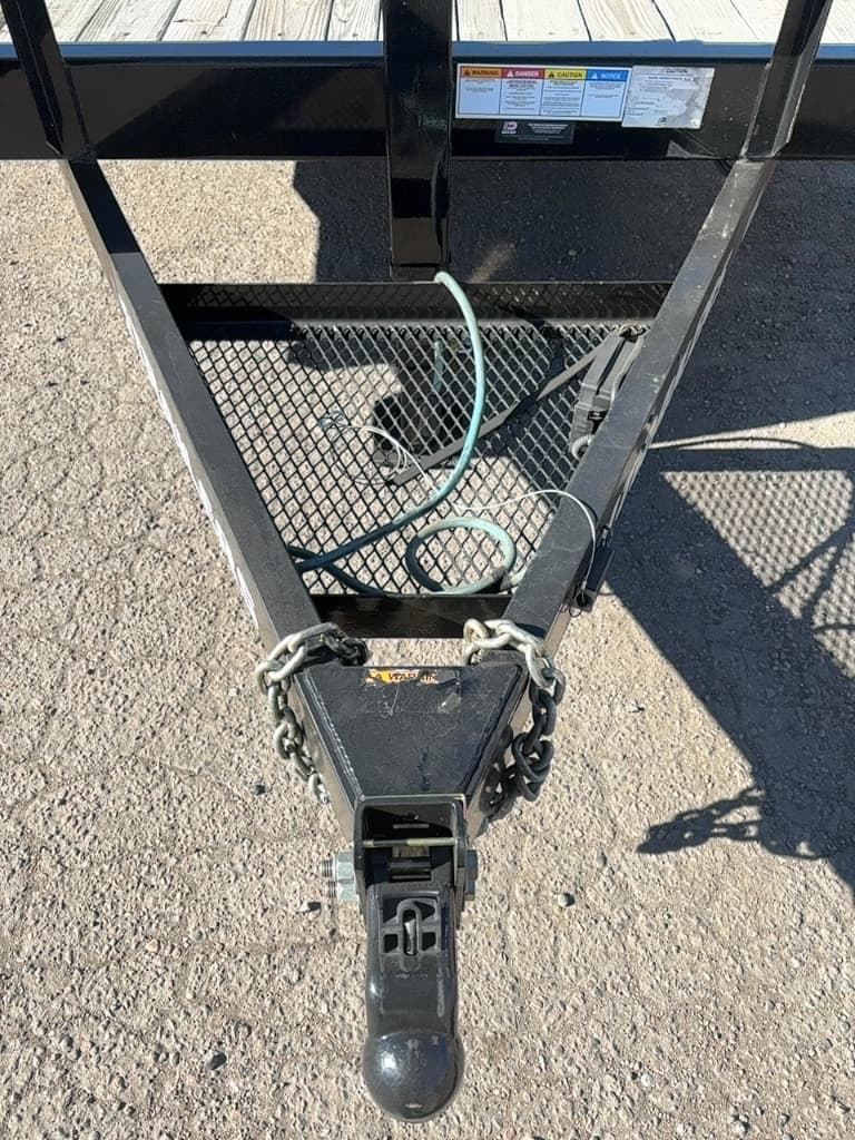 2023 PJ Trailers 2023 PJ Trailers 6" Channel Super-Wide - thumbnail 3