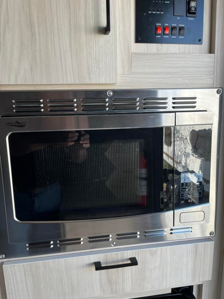 2023 Winnebago 2023 Winnebago Hike 100 FLX - thumbnail 10