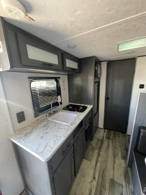 2023 Dutchmen 2023 Dutchmen Aspen Trail - thumbnail 5