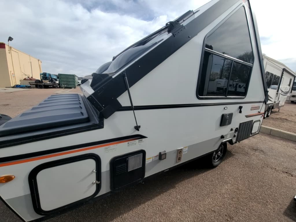 2023 Rockwood 2023 Rockwood Hard Side Series - thumbnail 9