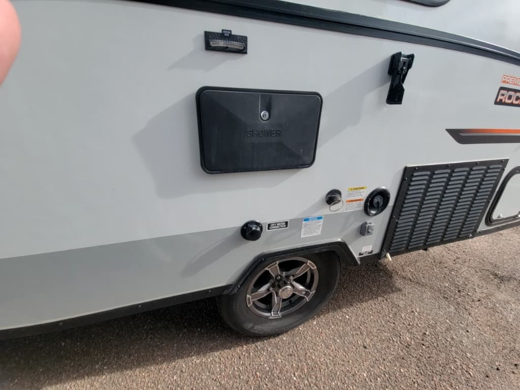 2023 Rockwood 2023 Rockwood Hard Side Series - thumbnail 10