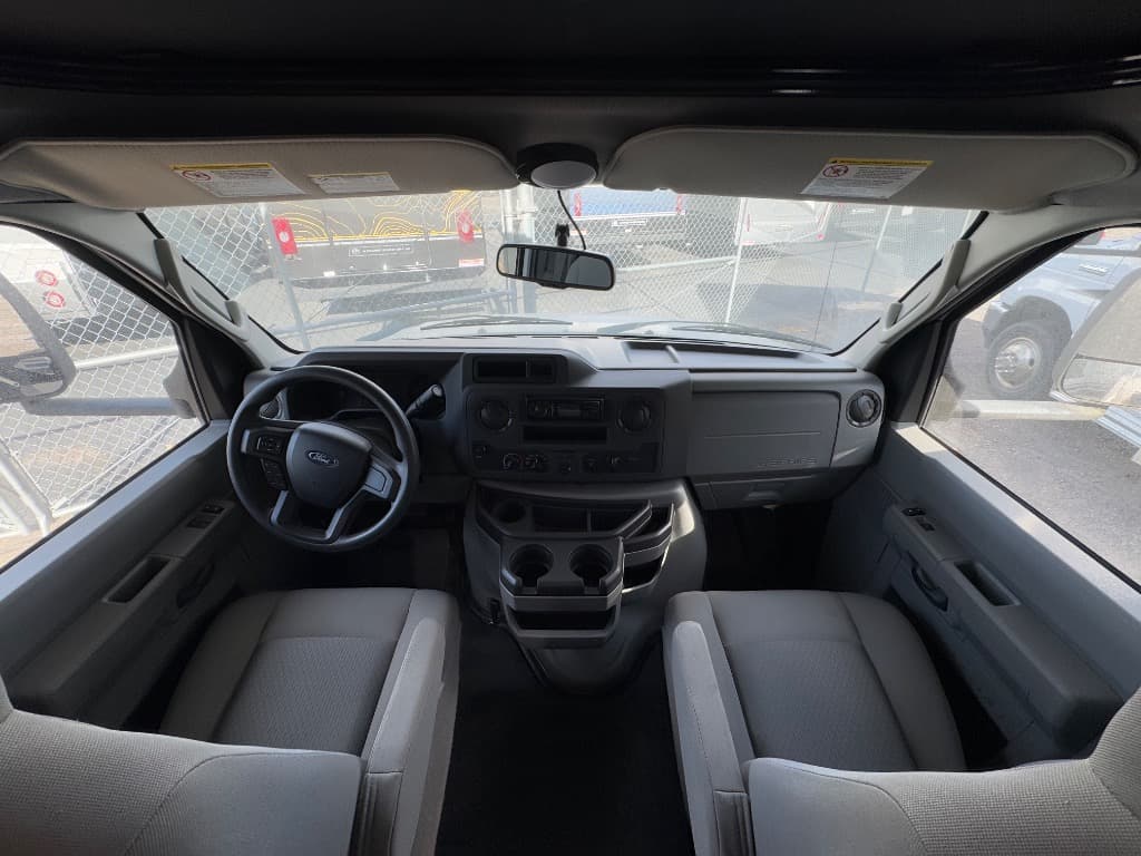 2023 Coachmen 2023 Coachmen Leprechaun - thumbnail 9