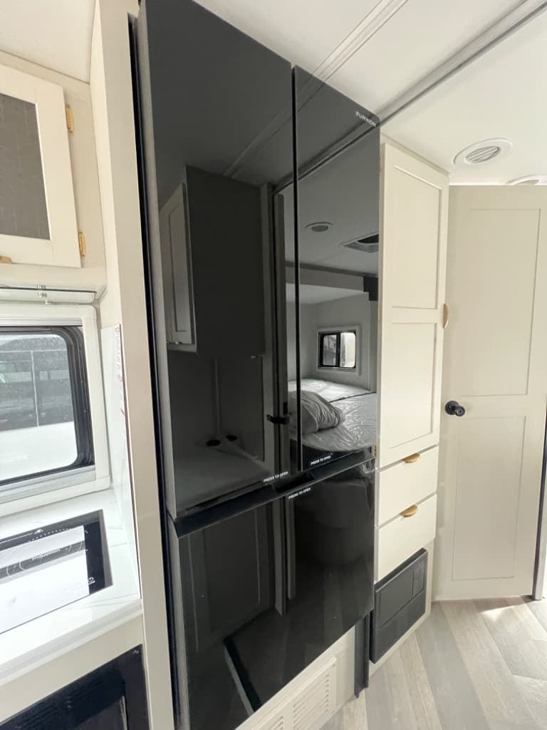 2025 Coachmen 2025 Coachmen Prism Select - thumbnail 16