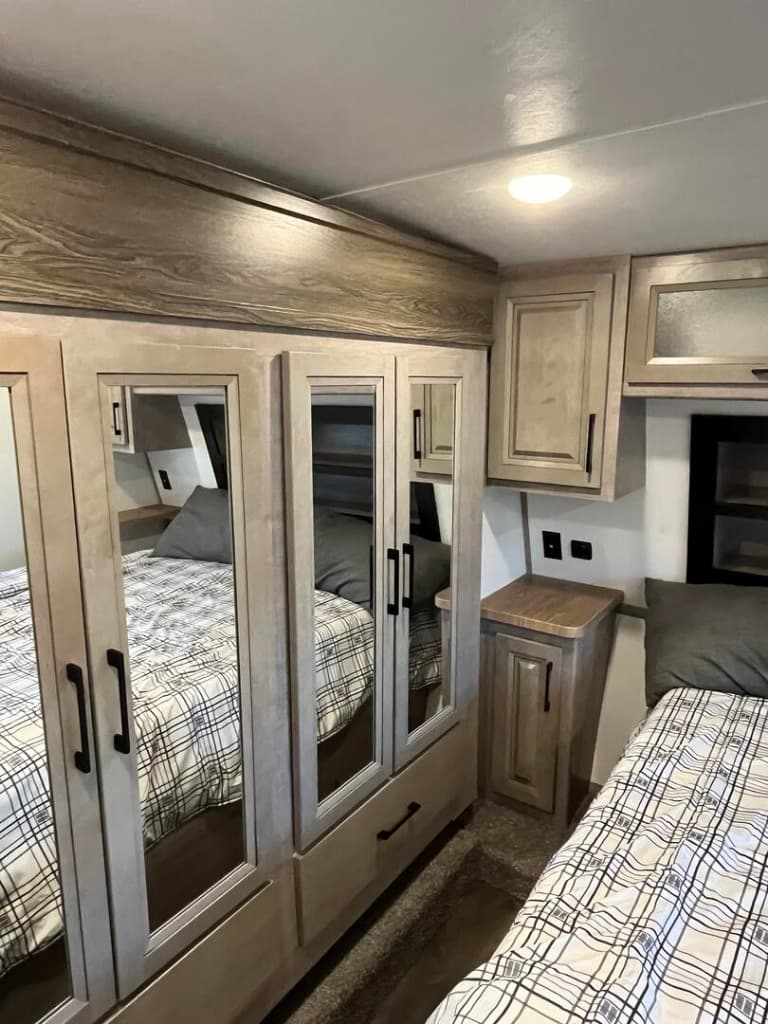 2023 Dutchmen 2023 Dutchmen Triton - thumbnail 13