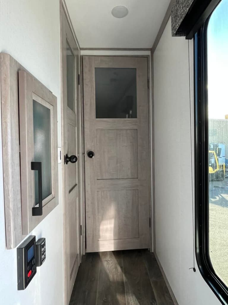 2023 Dutchmen 2023 Dutchmen Triton - thumbnail 16