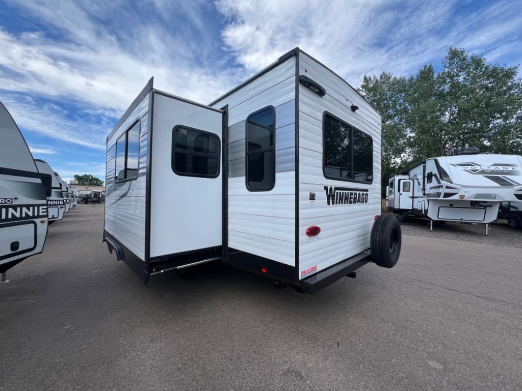 2024 Winnebago 2024 Winnebago Access - thumbnail 4