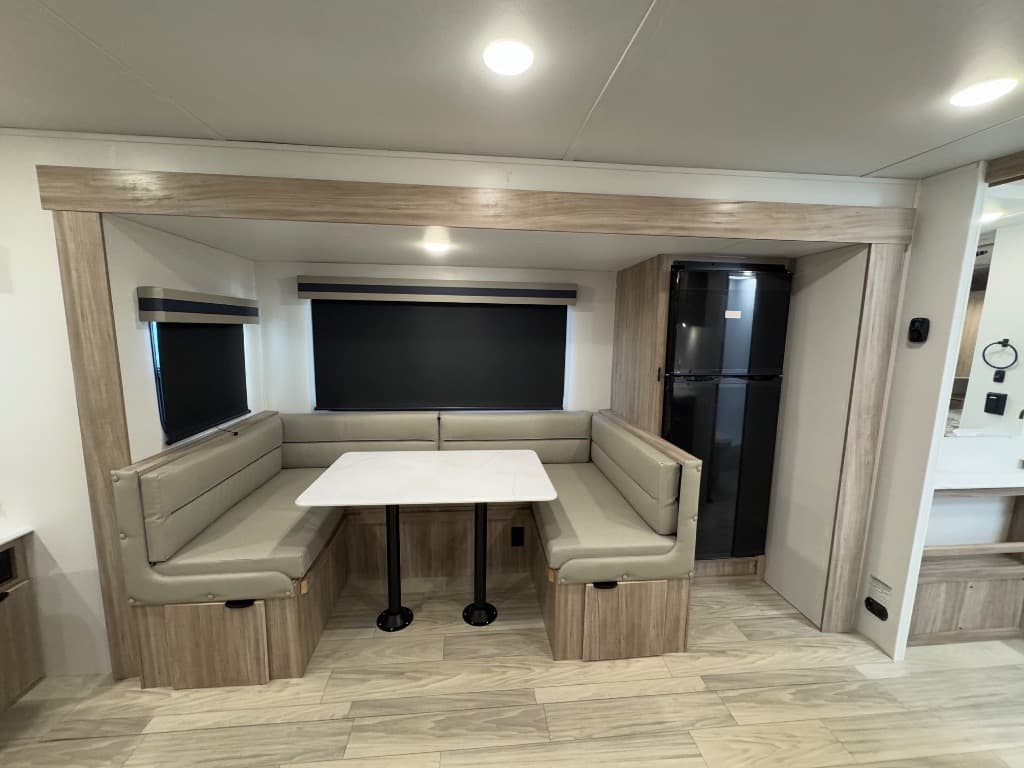 2024 Winnebago 2024 Winnebago Access - thumbnail 11
