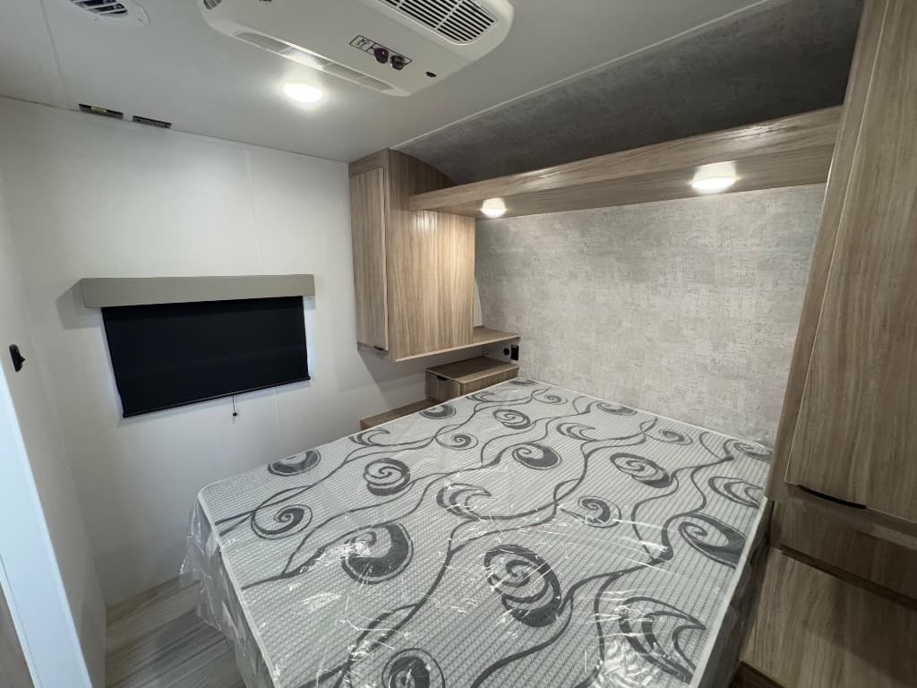 2024 Winnebago 2024 Winnebago Access - thumbnail 18