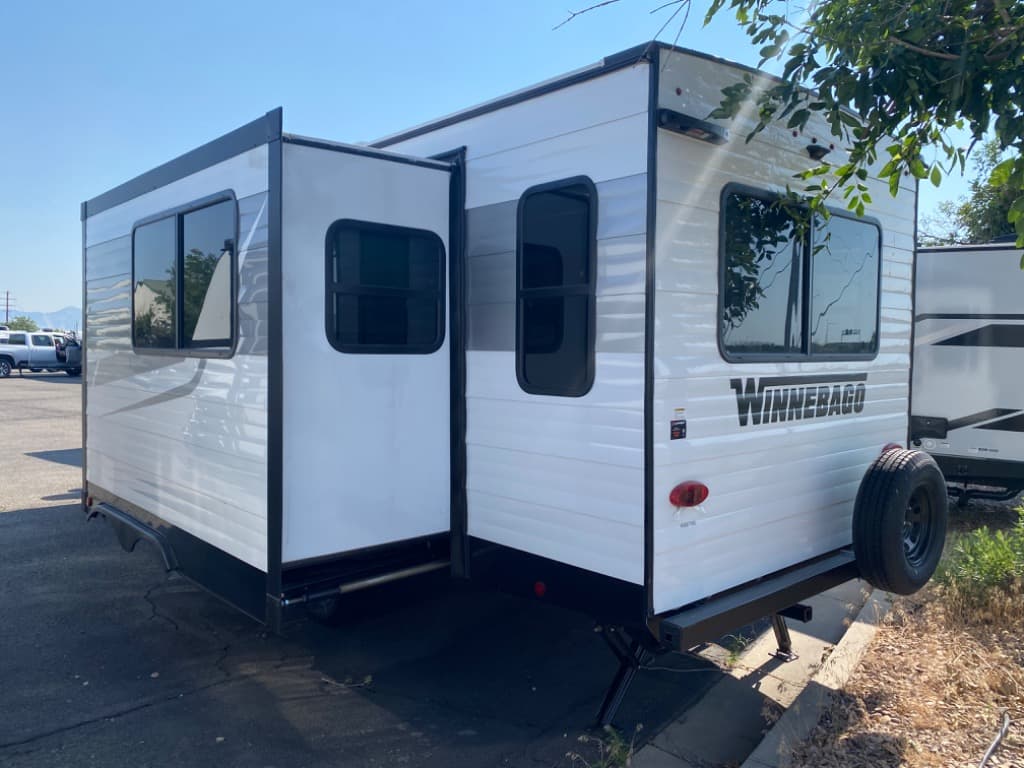 2024 Winnebago 2024 Winnebago Access - thumbnail 4