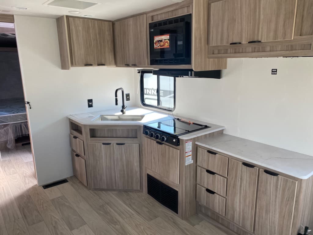 2024 Winnebago 2024 Winnebago Access - thumbnail 7