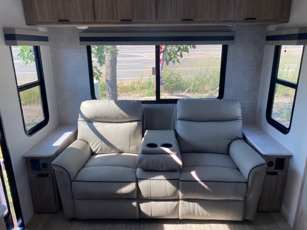 2024 Winnebago 2024 Winnebago Access - thumbnail 8