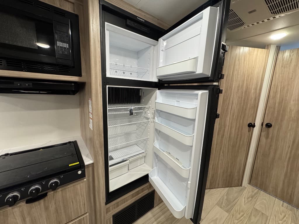 2024 Winnebago 2024 Winnebago Access - thumbnail 14