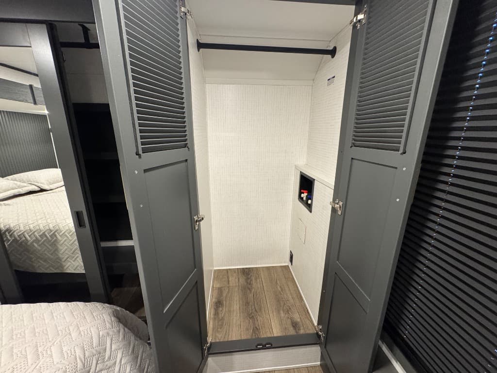 2024 Forest River 2024 Forest River XLR Nitro - thumbnail 25