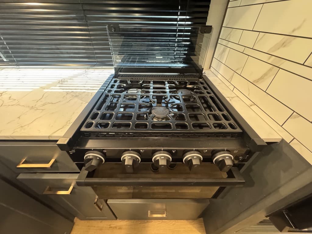 2024 Keystone 2024 Keystone Bullet Crossfire - thumbnail 11