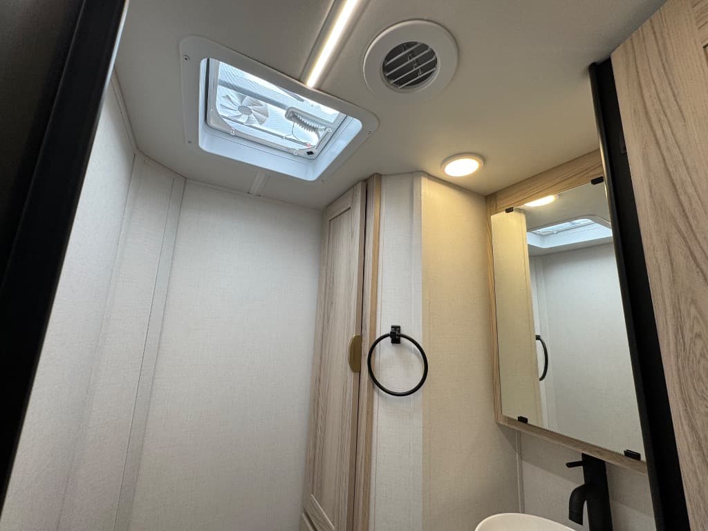 2026 Coachmen RV 2026 Coachmen RV Prism Select - thumbnail 16