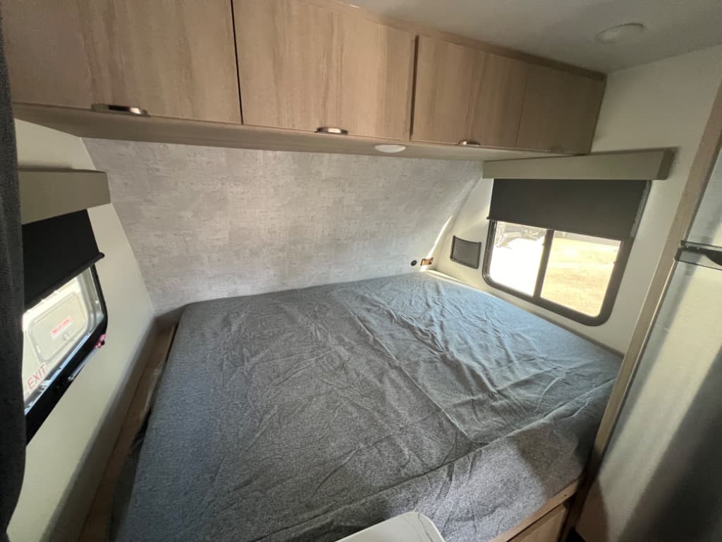 2025 Winnebago 2025 Winnebago Micro Minnie - thumbnail 7