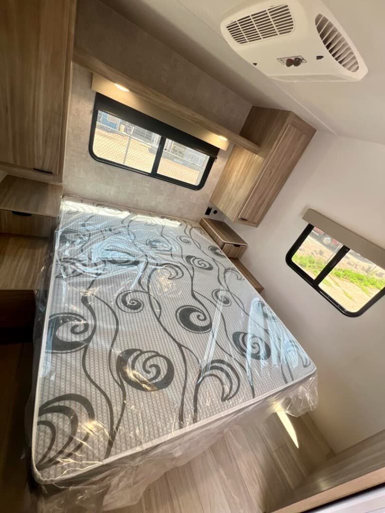 2025 Winnebago 2025 Winnebago Access - thumbnail 26