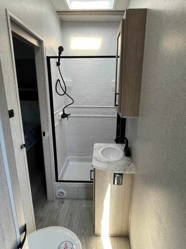 2025 East to West 2025 East to West Alta - thumbnail 13