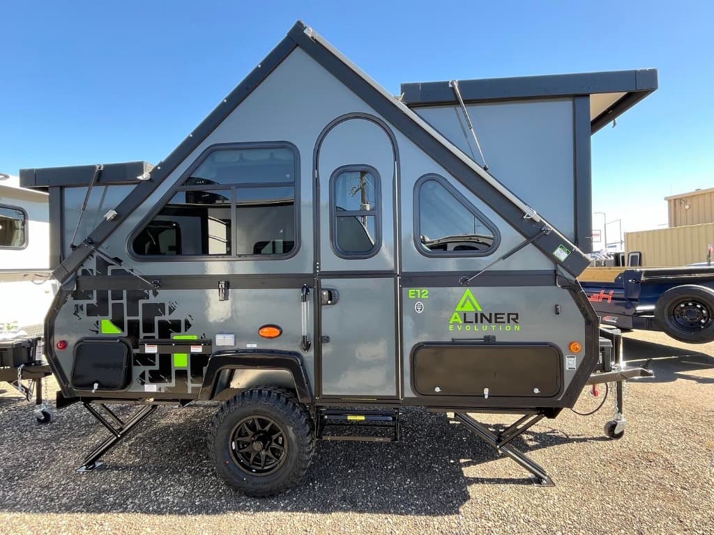 2025 Aliner Evolution 12