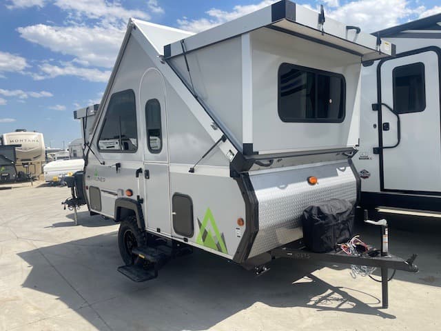 2025 Aliner LXE Base