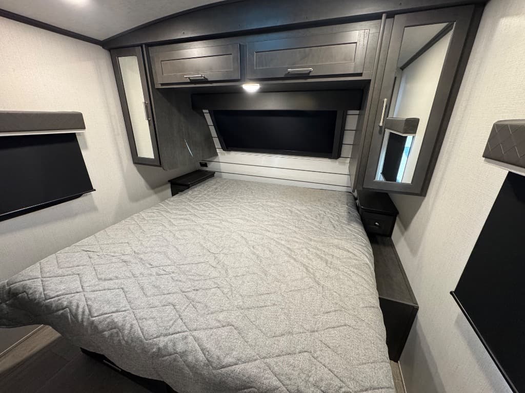 2025 Keystone RV 2025 Keystone RV Cougar Half-Ton - thumbnail 22