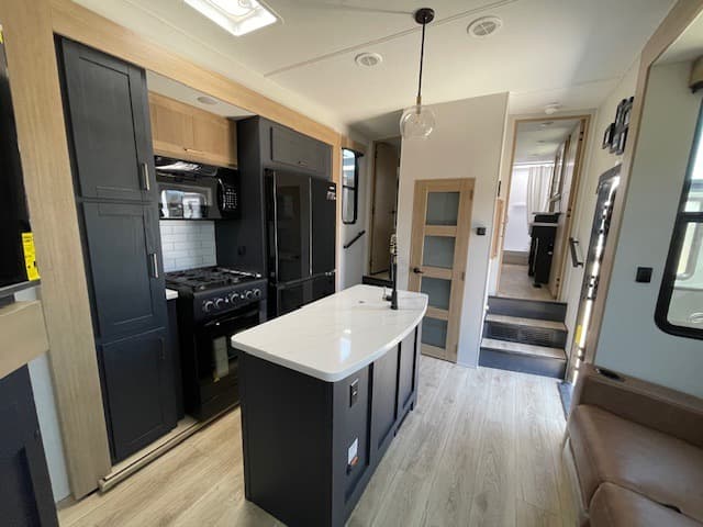 2025 Heartland RV 2025 Heartland RV Cyclone - thumbnail 5