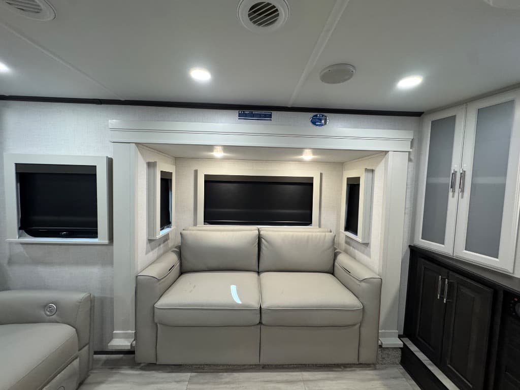 2025 Keystone RV 2025 Keystone RV Alpine - thumbnail 20