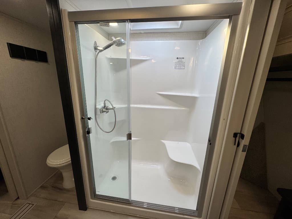 2025 Keystone RV 2025 Keystone RV Alpine - thumbnail 31