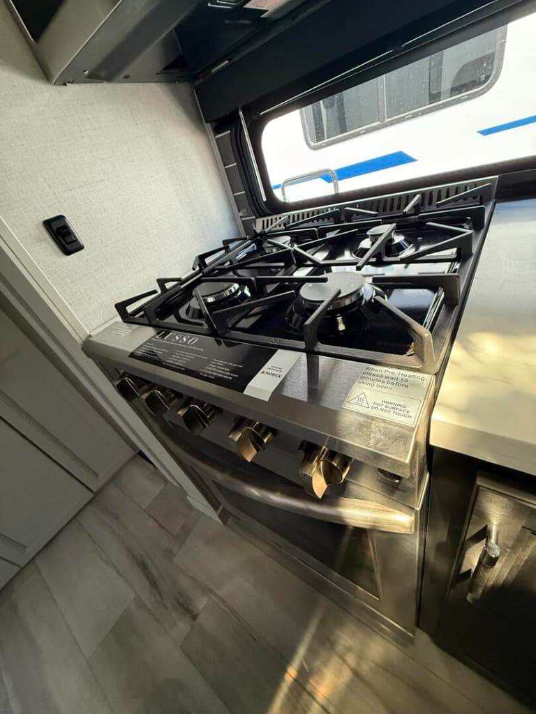 2025 Keystone RV 2025 Keystone RV Alpine - thumbnail 18