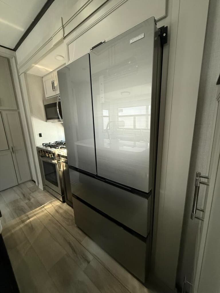 2025 Keystone RV 2025 Keystone RV Alpine - thumbnail 19