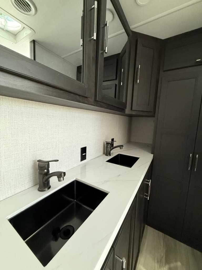 2025 Keystone RV 2025 Keystone RV Alpine - thumbnail 23