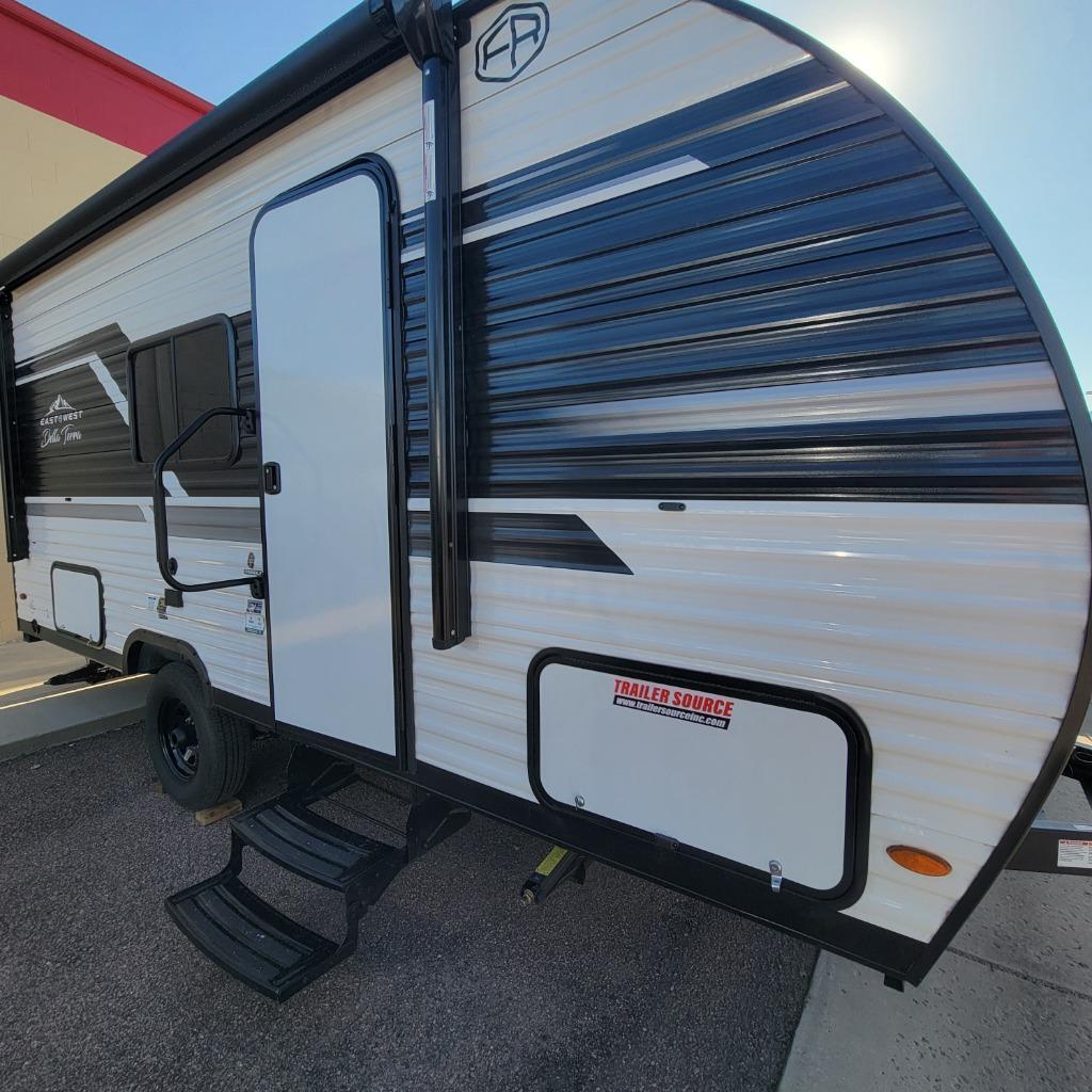 2025 East to West Della Terra 170BHXLE