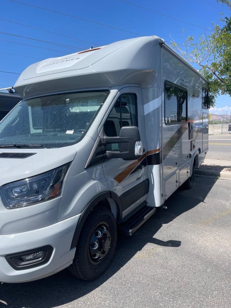 2026 Coachmen 2026 Coachmen Cross Trail - thumbnail 3