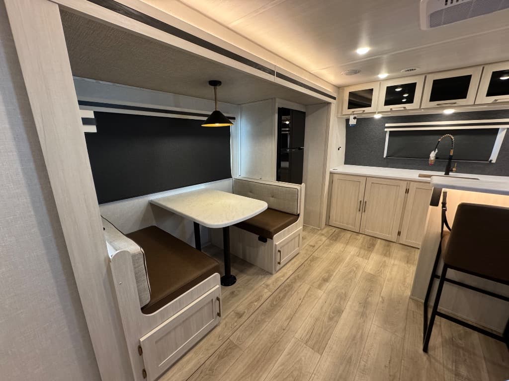 2025 Forest River 2025 Forest River Surveyor Legend - thumbnail 6