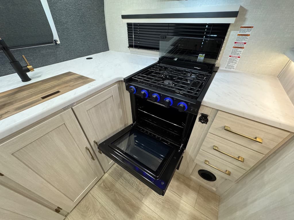 2025 Forest River 2025 Forest River Surveyor Legend - thumbnail 10