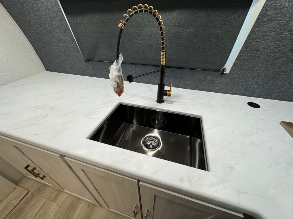 2025 Forest River 2025 Forest River Surveyor Legend - thumbnail 12