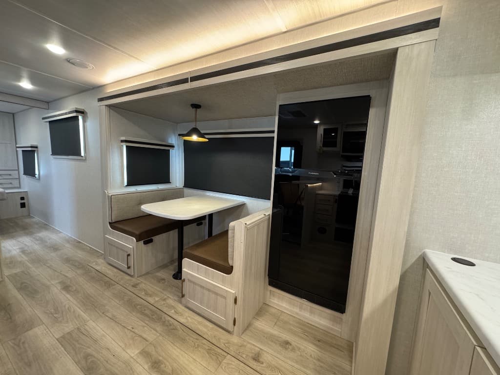 2025 Forest River 2025 Forest River Surveyor Legend - thumbnail 13