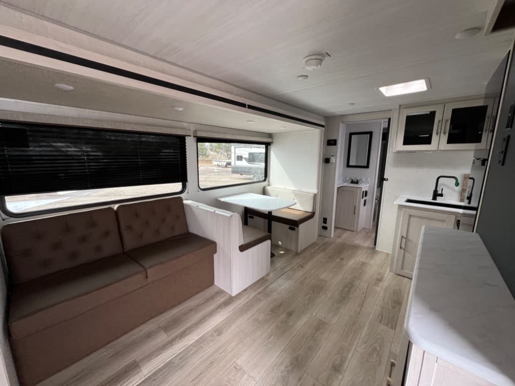 2025 Forest River 2025 Forest River Surveyor Legend X - thumbnail 9