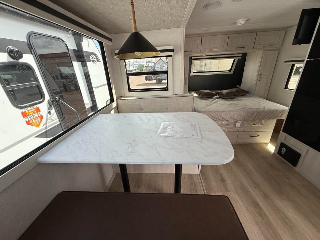 2025 Forest River 2025 Forest River Surveyor - thumbnail 8