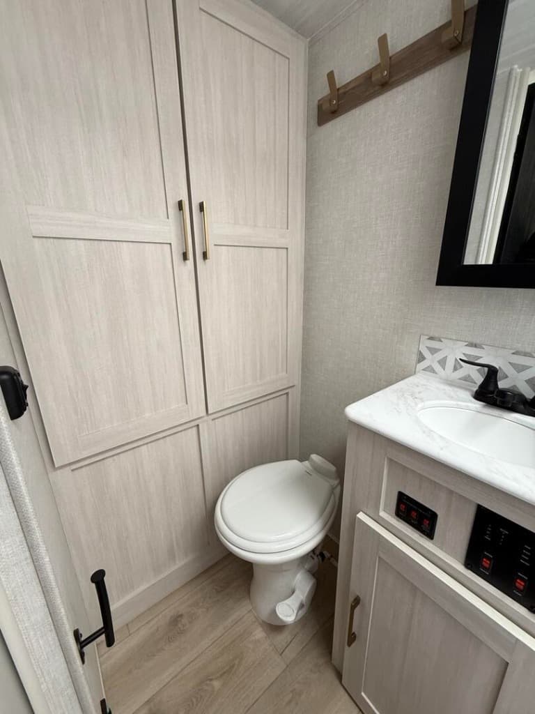 2025 Forest River 2025 Forest River Surveyor - thumbnail 16