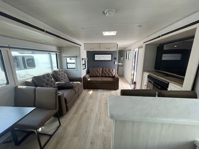 2025 Forest River 2025 Forest River Surveyor - thumbnail 8