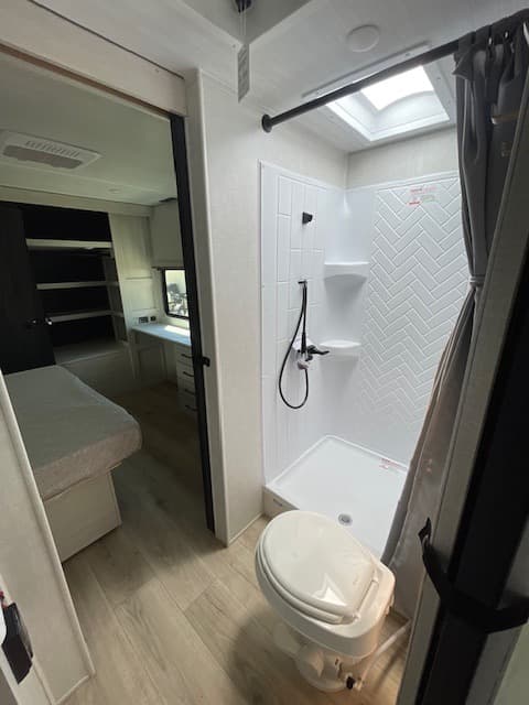 2025 Forest River 2025 Forest River Surveyor Legend X - thumbnail 9