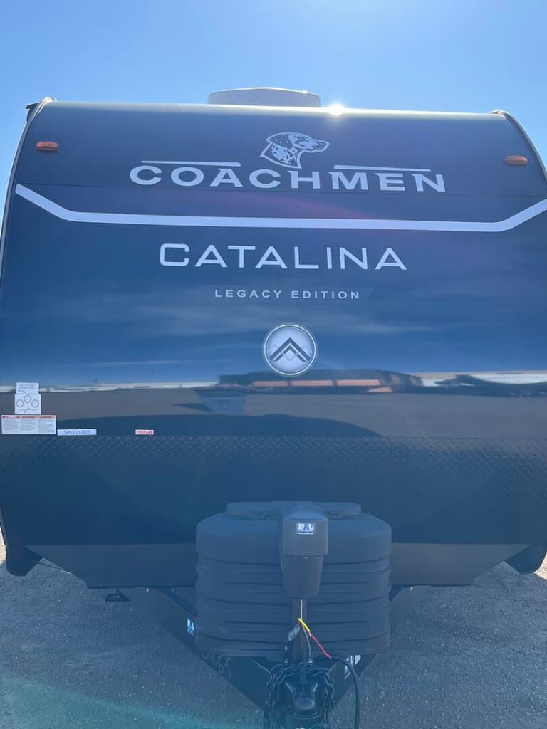 2025 Coachmen 2025 Coachmen Catalina Legacy Edition - thumbnail 3