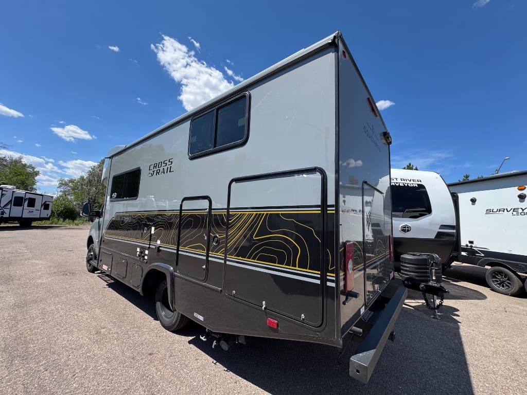 2026 Coachmen 2026 Coachmen Cross Trail - thumbnail 4